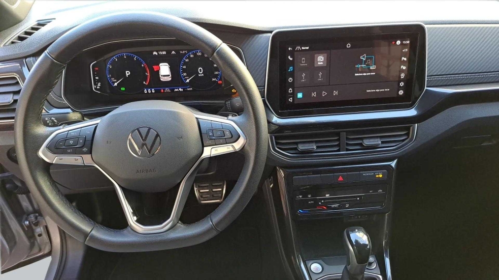 Volkswagen-T-CROSS-1.4 250 TSI TOTAL FLEX HIGHLINE AUTOMÁTICO