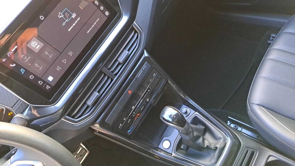 Volkswagen-T-CROSS-1.4 250 TSI TOTAL FLEX HIGHLINE AUTOMÁTICO