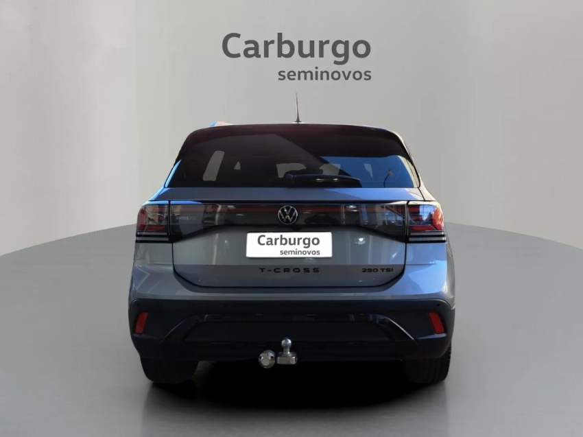 Volkswagen-T-CROSS-1.4 250 TSI TOTAL FLEX HIGHLINE AUTOMÁTICO