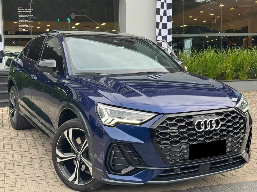 Q3 SPB Perf. Black 2.0 TFSI Tipt. Quat.