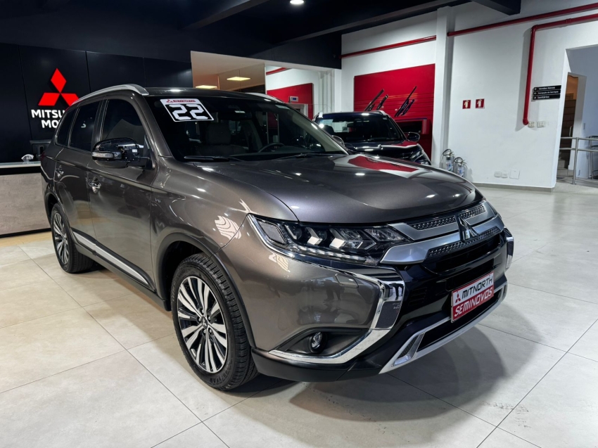 3.0 MIVEC V6 GASOLINA HPE-S AWD AUTOMÁTICO