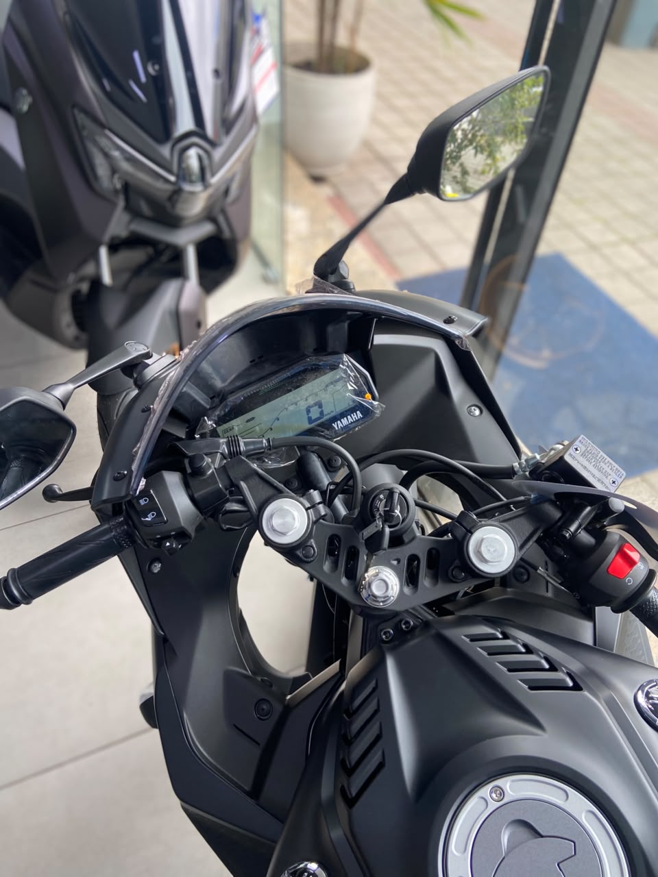 YAMAHA-YZF-YZF R-15 155 ABS