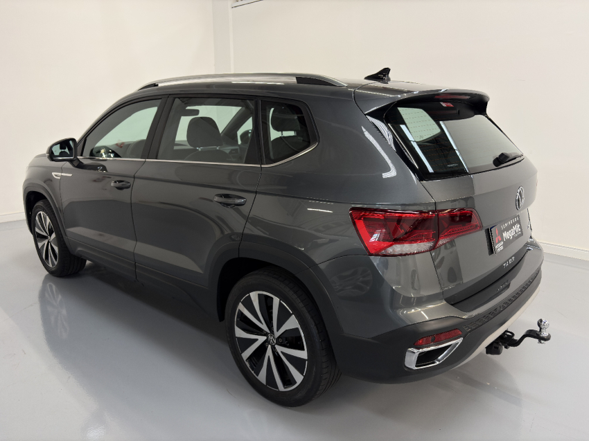 Volkswagen-TAOS-1.4 250 TSI TOTAL FLEX HIGHLINE AUTOMÁTICO