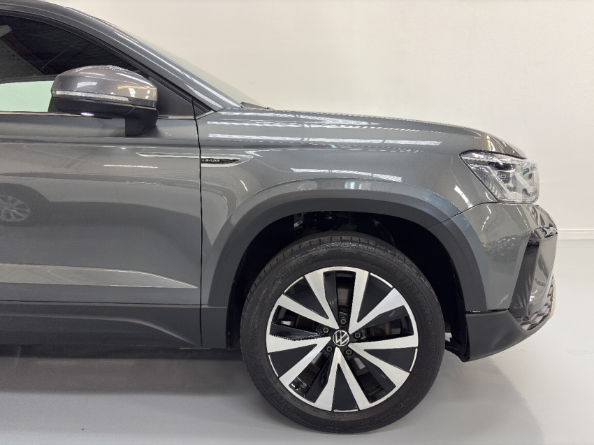 Volkswagen-TAOS-1.4 250 TSI TOTAL FLEX HIGHLINE AUTOMÁTICO