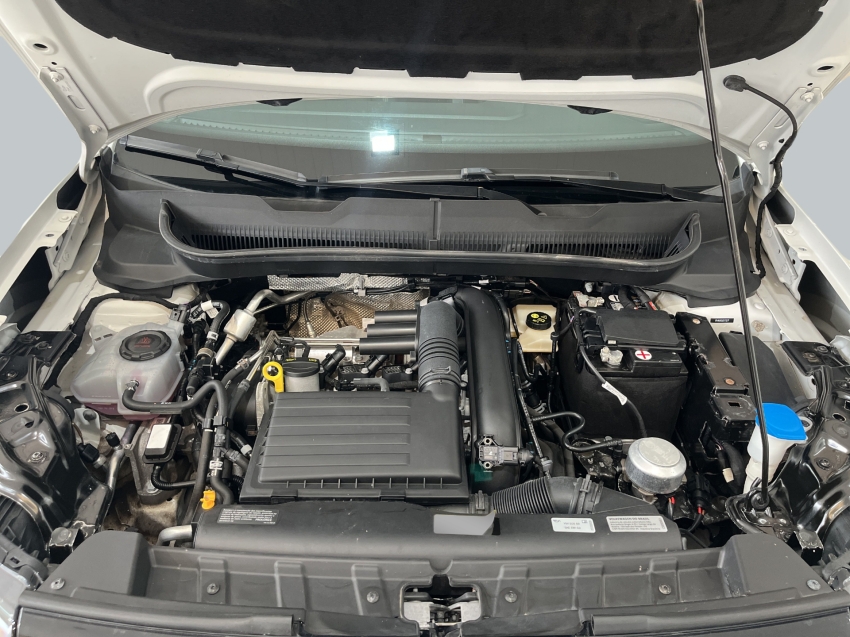 Volkswagen-T-CROSS-1.4 250 TSI TOTAL FLEX HIGHLINE AUTOMÁTICO
