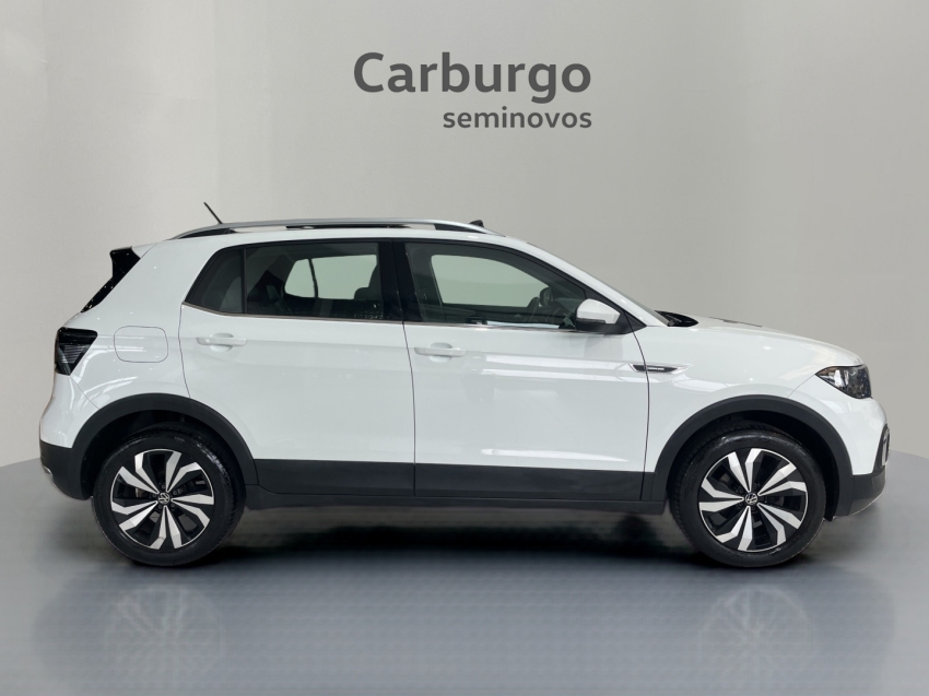 Volkswagen-T-CROSS-1.4 250 TSI TOTAL FLEX HIGHLINE AUTOMÁTICO