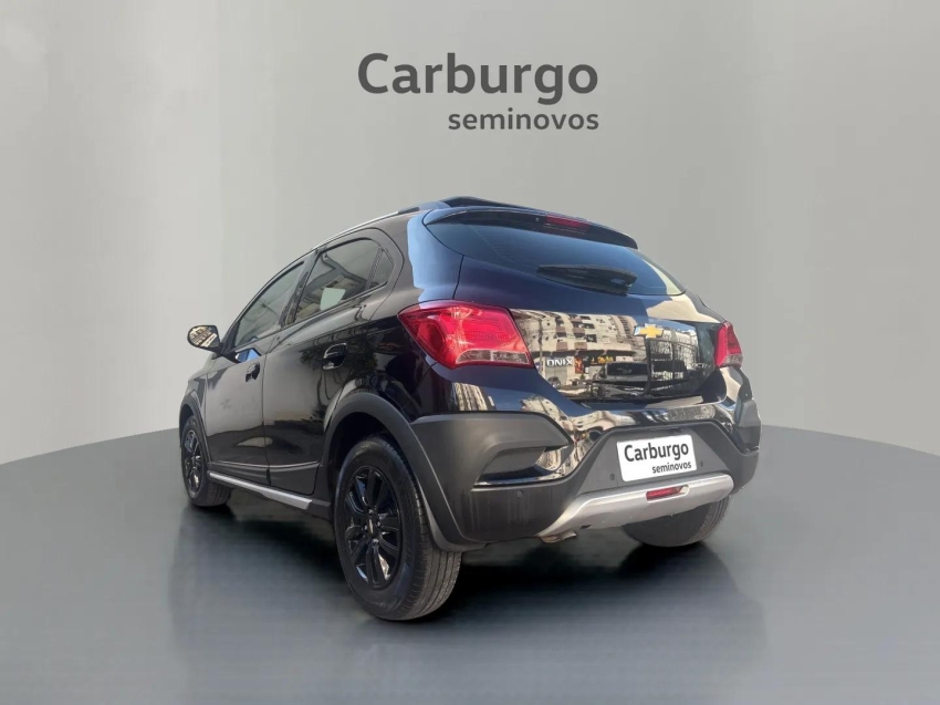 GM - Chevrolet-ONIX-1.4 MPFI ACTIV 8V FLEX 4P MANUAL