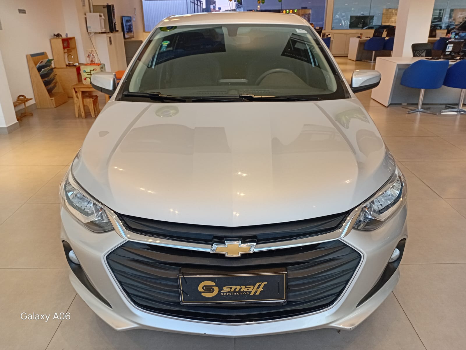 GM - Chevrolet-ONIX-ONIX SEDAN Plus LT 1.0 12V Flex 4p Mec.