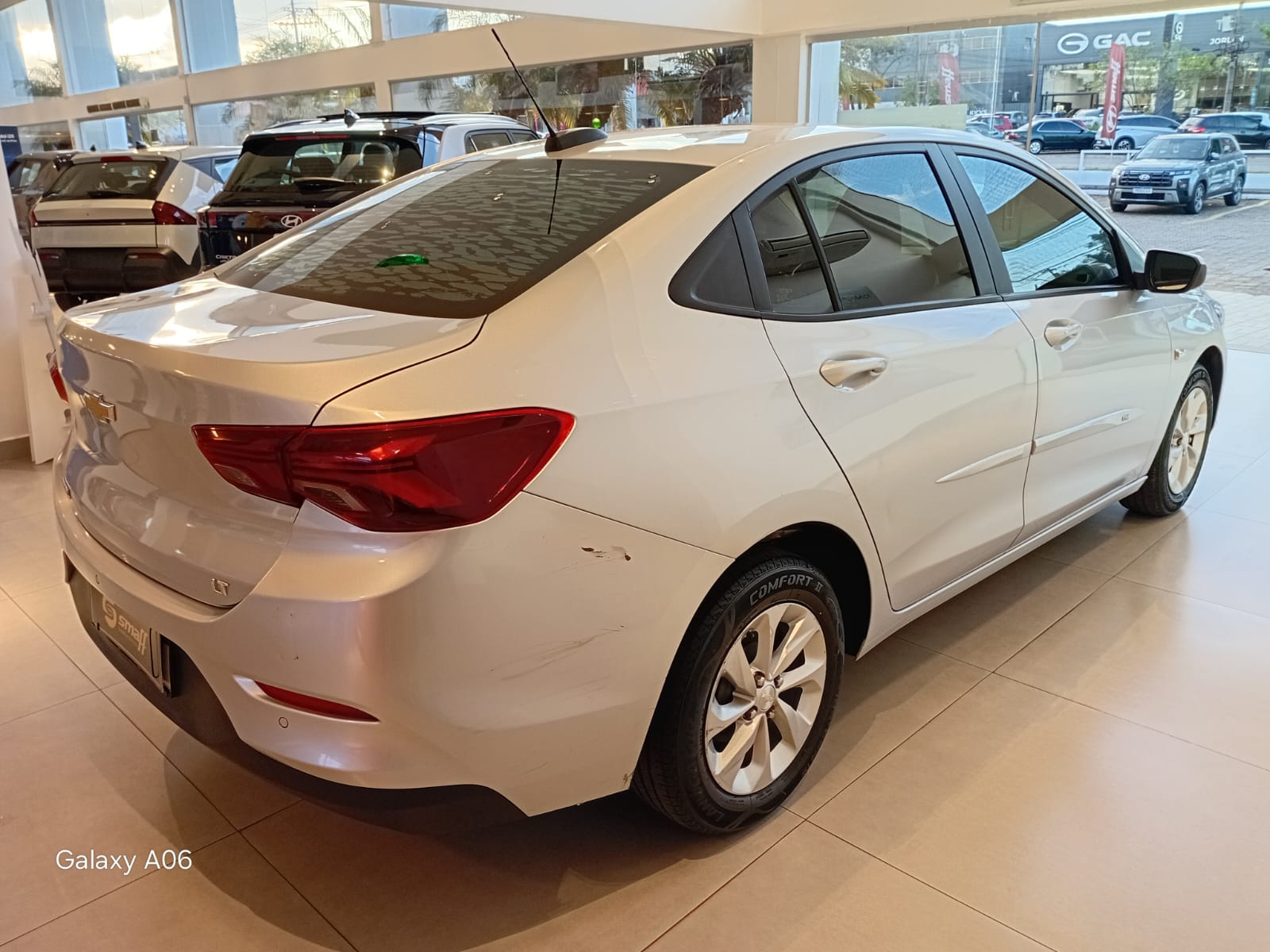 GM - Chevrolet-ONIX-ONIX SEDAN Plus LT 1.0 12V Flex 4p Mec.