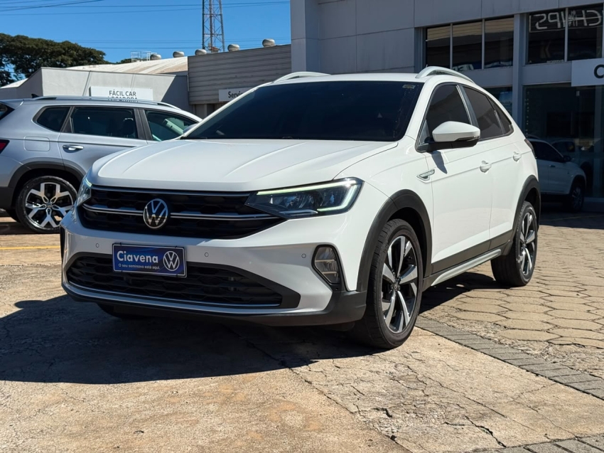 Volkswagen-NIVUS-1.0 200 TSI TOTAL FLEX HIGHLINE AUTOMÁTICO