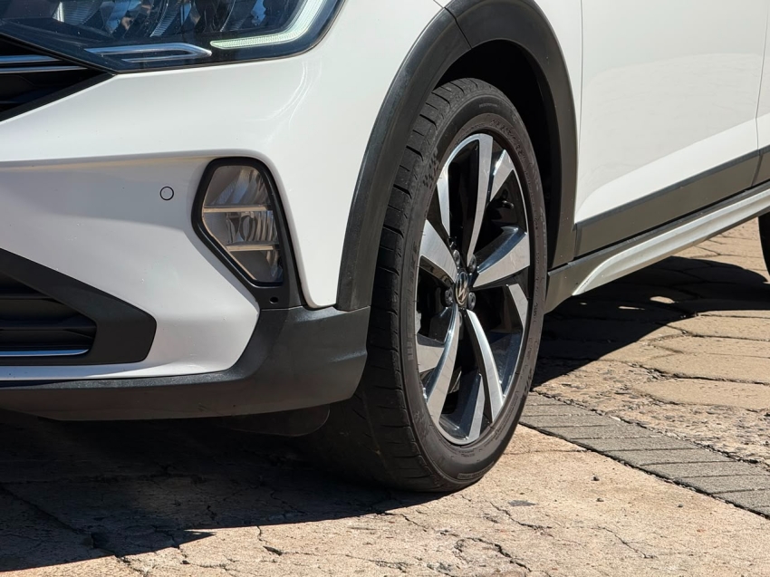 Volkswagen-NIVUS-1.0 200 TSI TOTAL FLEX HIGHLINE AUTOMÁTICO