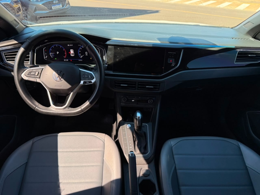 Volkswagen-NIVUS-1.0 200 TSI TOTAL FLEX HIGHLINE AUTOMÁTICO