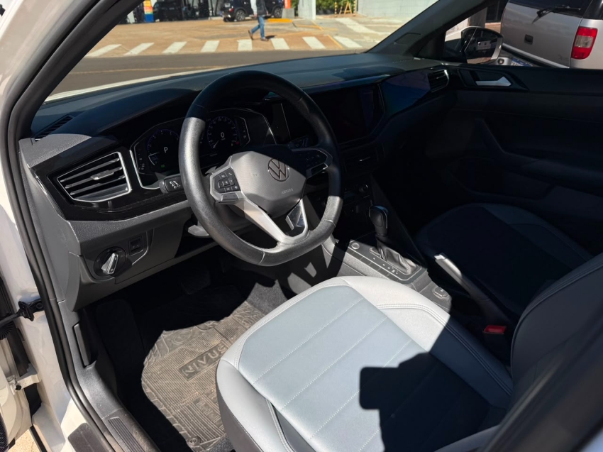 Volkswagen-NIVUS-1.0 200 TSI TOTAL FLEX HIGHLINE AUTOMÁTICO