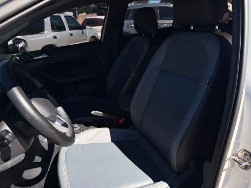 Volkswagen-NIVUS-1.0 200 TSI TOTAL FLEX HIGHLINE AUTOMÁTICO