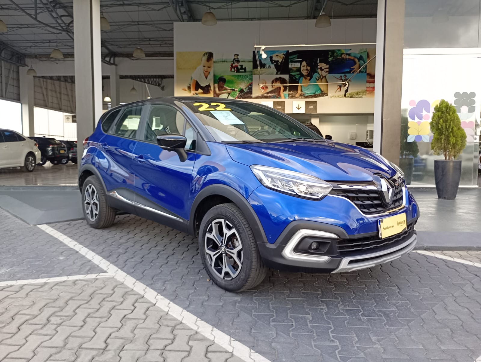 Renault-CAPTUR-CAPTUR Iconic 1.3 TB 16V Flex 5p Aut.