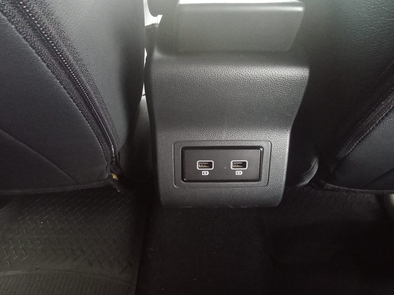 Renault-CAPTUR-CAPTUR Iconic 1.3 TB 16V Flex 5p Aut.