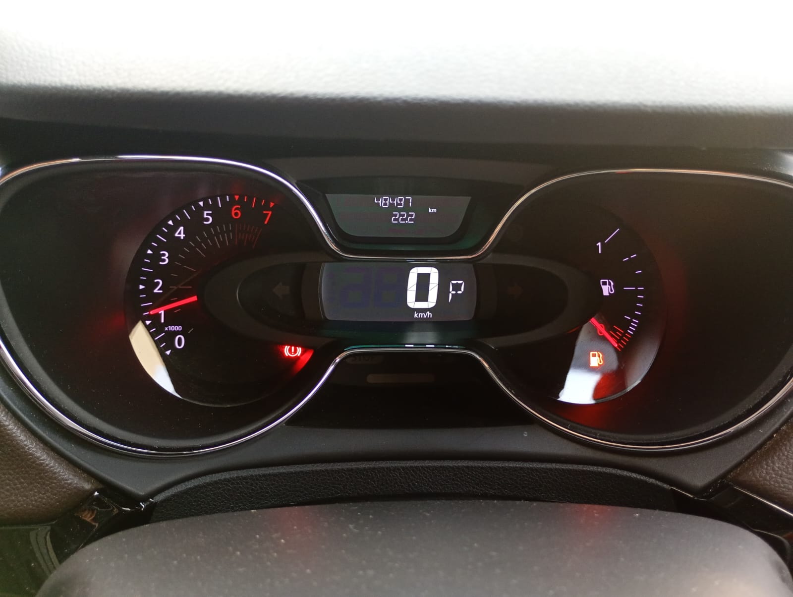 Renault-CAPTUR-CAPTUR Iconic 1.3 TB 16V Flex 5p Aut.