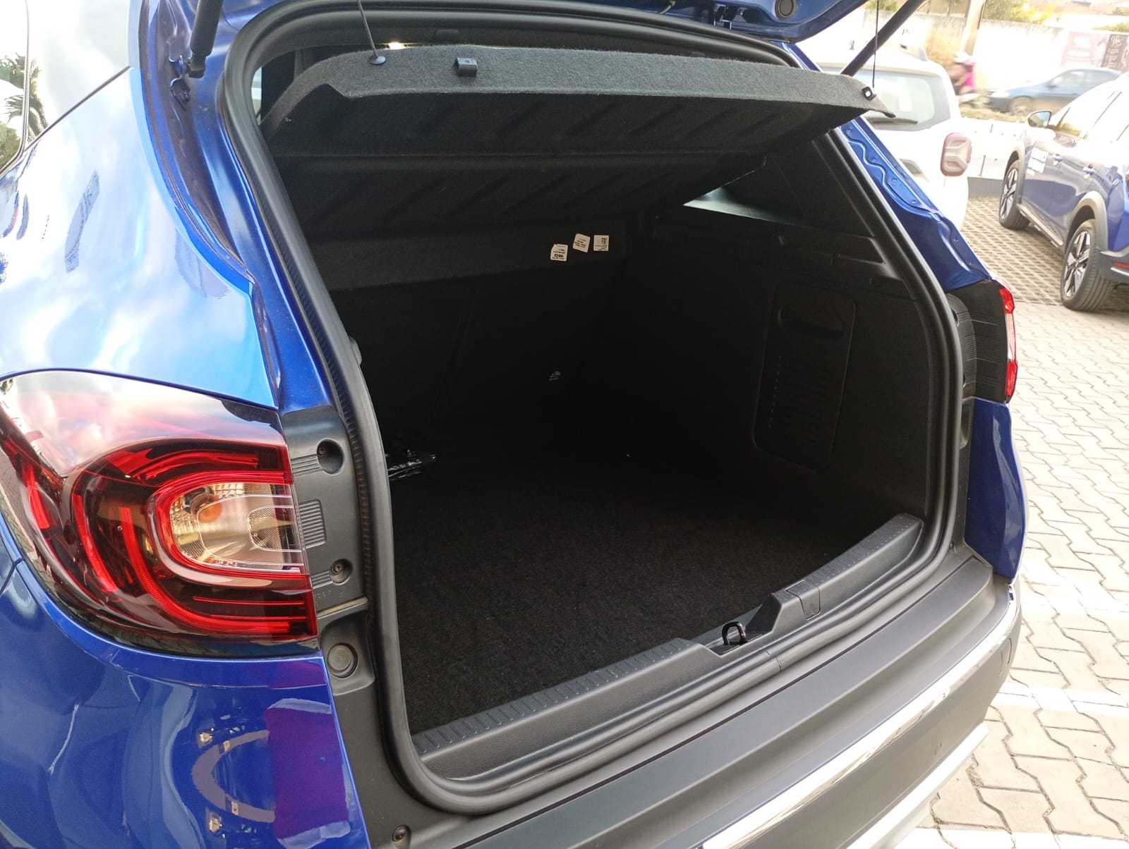 Renault-CAPTUR-CAPTUR Iconic 1.3 TB 16V Flex 5p Aut.