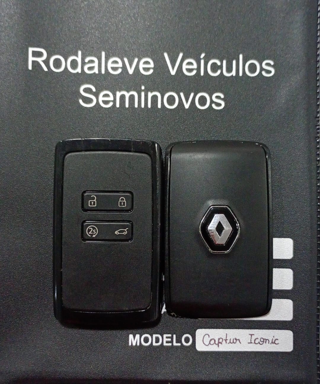 Renault-CAPTUR-CAPTUR Iconic 1.3 TB 16V Flex 5p Aut.