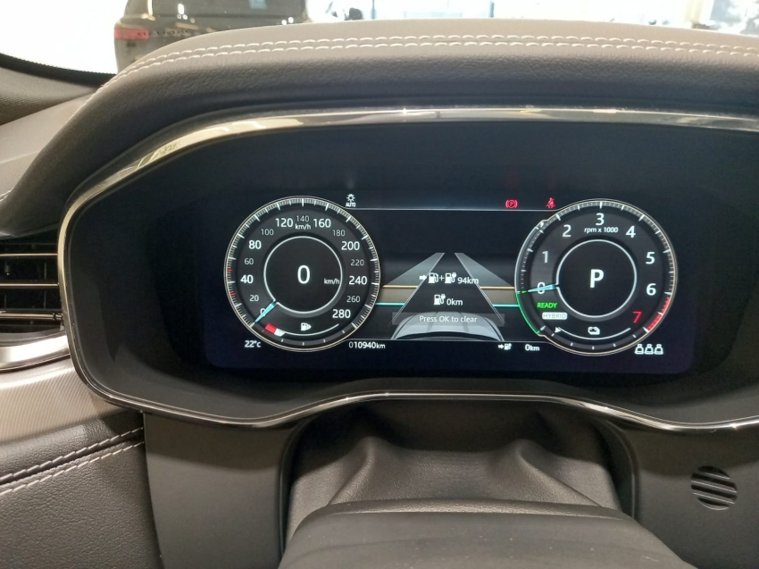 Jaguar-F-PACE-2.0 P400e PHEV R-DYNAMIC S AWD AUTOMÁTICO