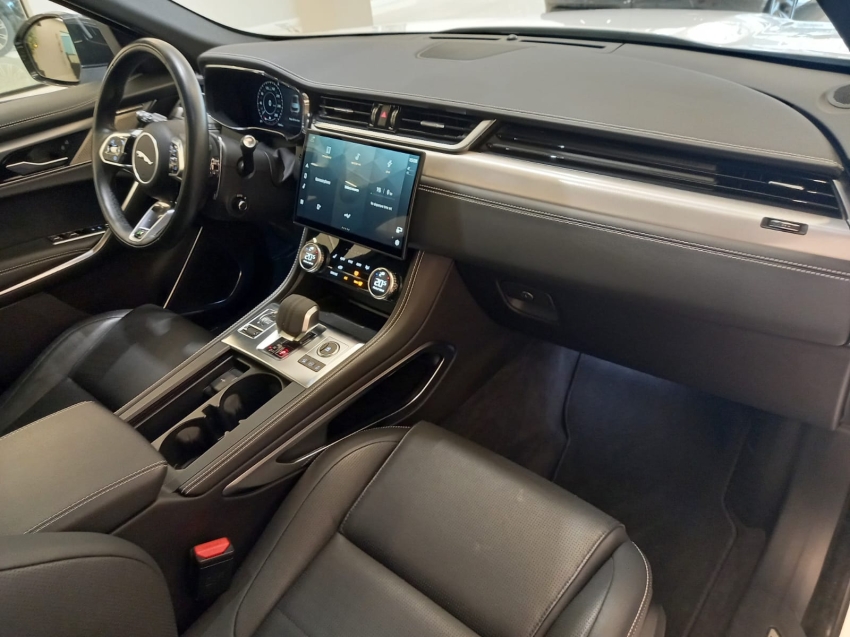 Jaguar-F-PACE-2.0 P400e PHEV R-DYNAMIC S AWD AUTOMÁTICO