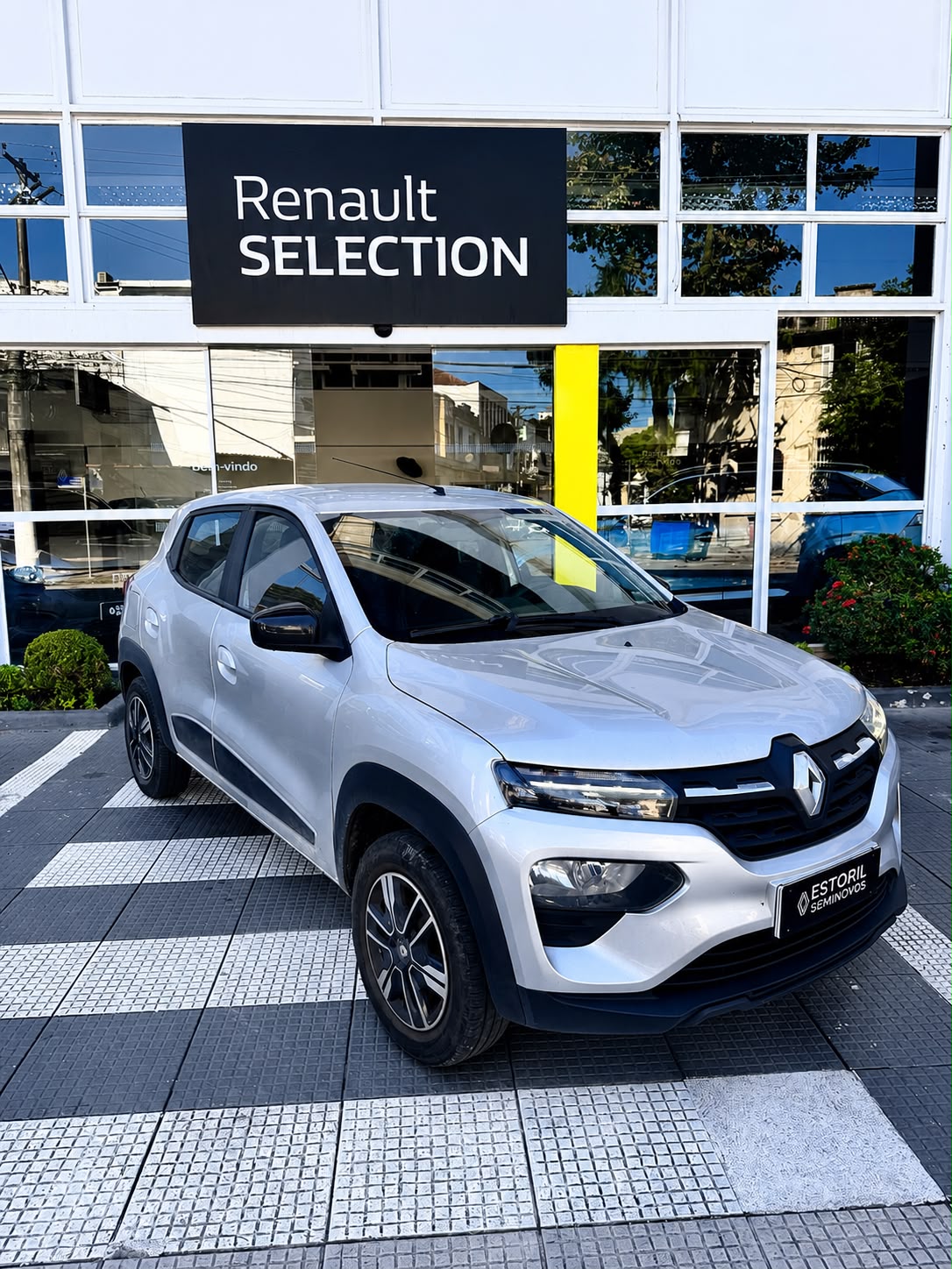 Renault-KWID-KWID Intense 1.0 Flex 12V 5p Mec.