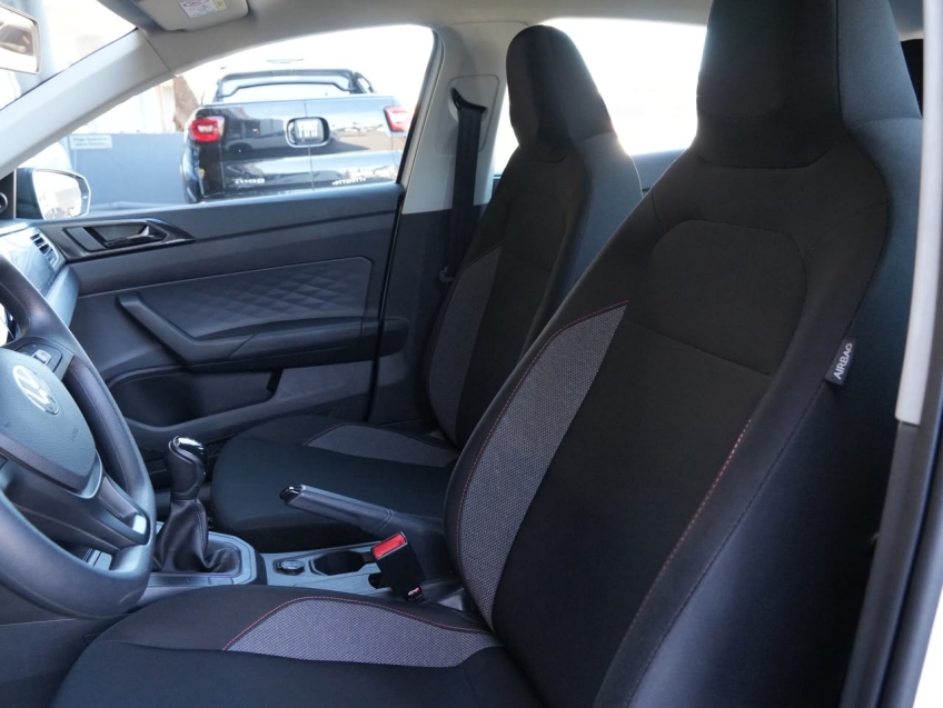 Volkswagen-POLO-1.0 MPI TRACK MANUAL