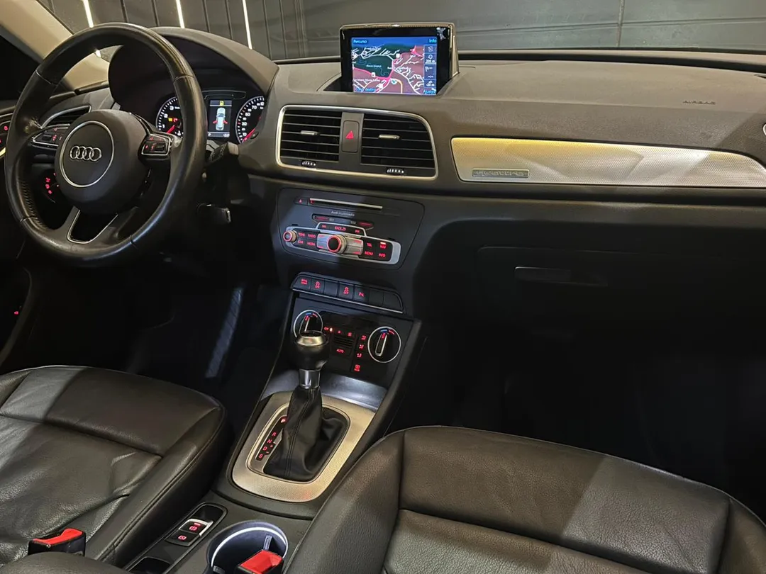 Audi-Q3-Q3 2.0 TFSI Quat. 170/180cv S-tronic 5p