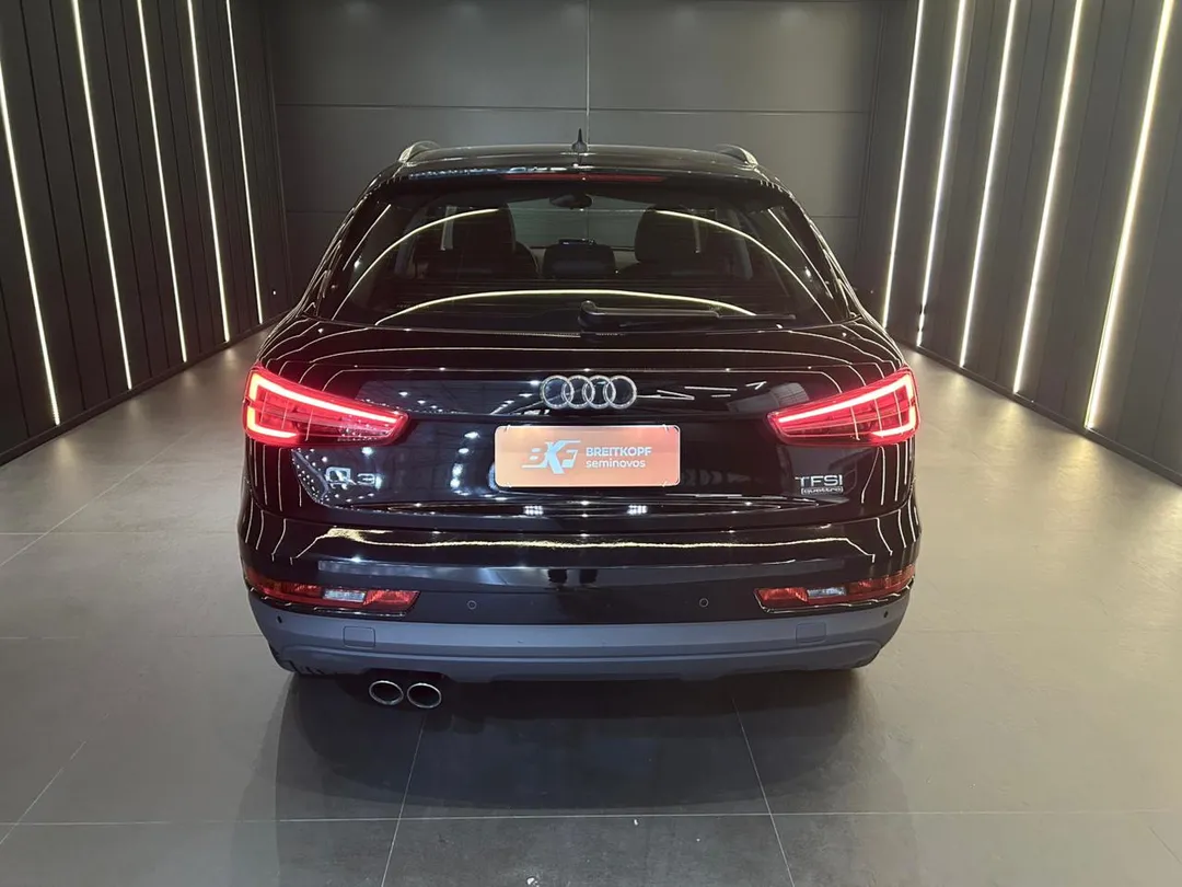 Audi-Q3-Q3 2.0 TFSI Quat. 170/180cv S-tronic 5p