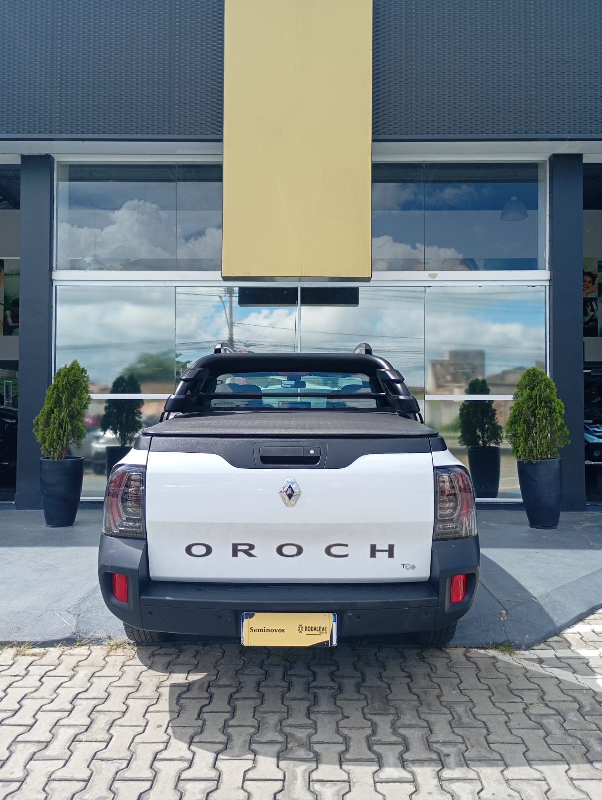Renault-OROCH-DUSTER OROCH Outsider 1.3Tce Flex Aut.