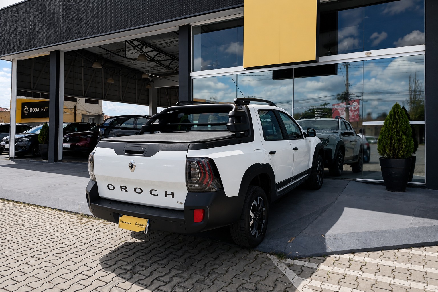 Renault-OROCH-DUSTER OROCH Outsider 1.3Tce Flex Aut.