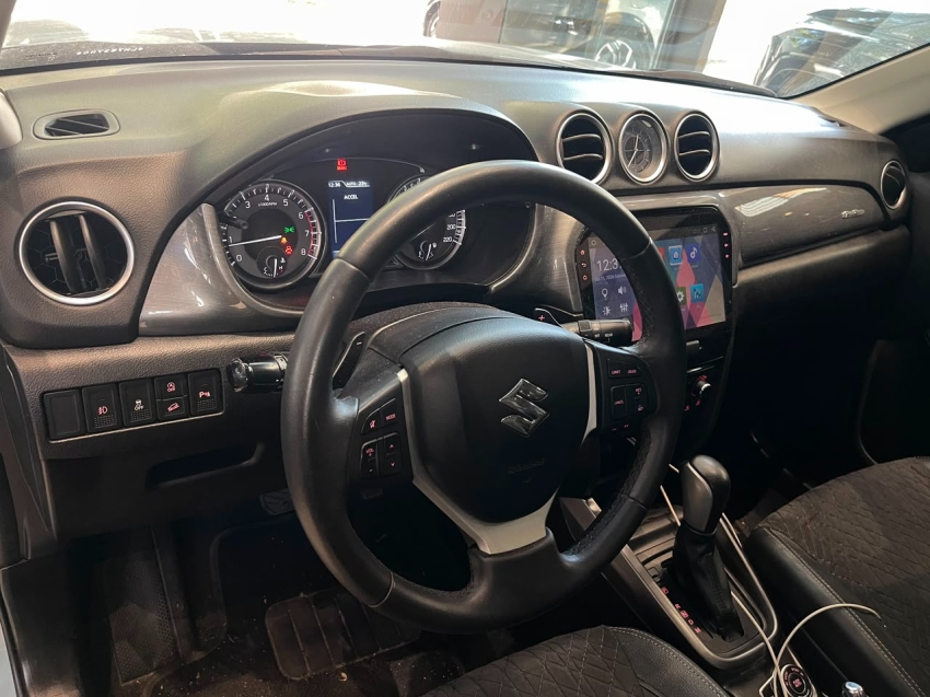 Suzuki-VITARA-1.4 16V TURBO GASOLINA 4STYLE ALLGRIP AUTOMÁTICO