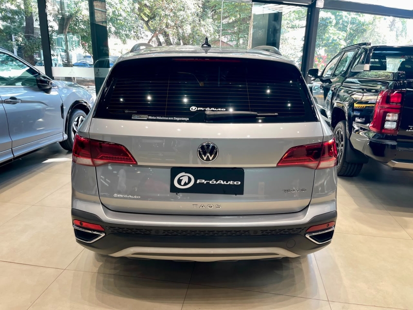 Volkswagen-TAOS-1.4 250 TSI TOTAL FLEX COMFORTLINE AUTOMÁTICO