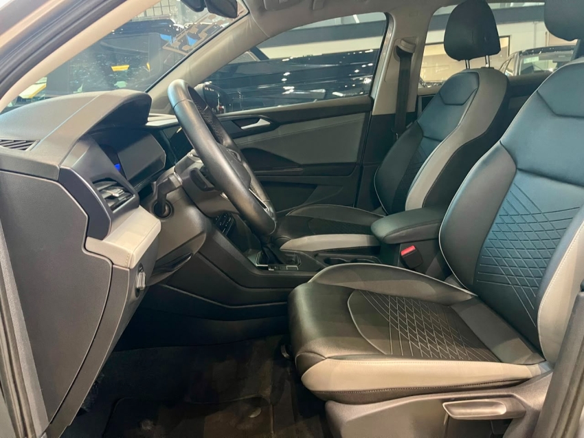 Volkswagen-TAOS-1.4 250 TSI TOTAL FLEX COMFORTLINE AUTOMÁTICO