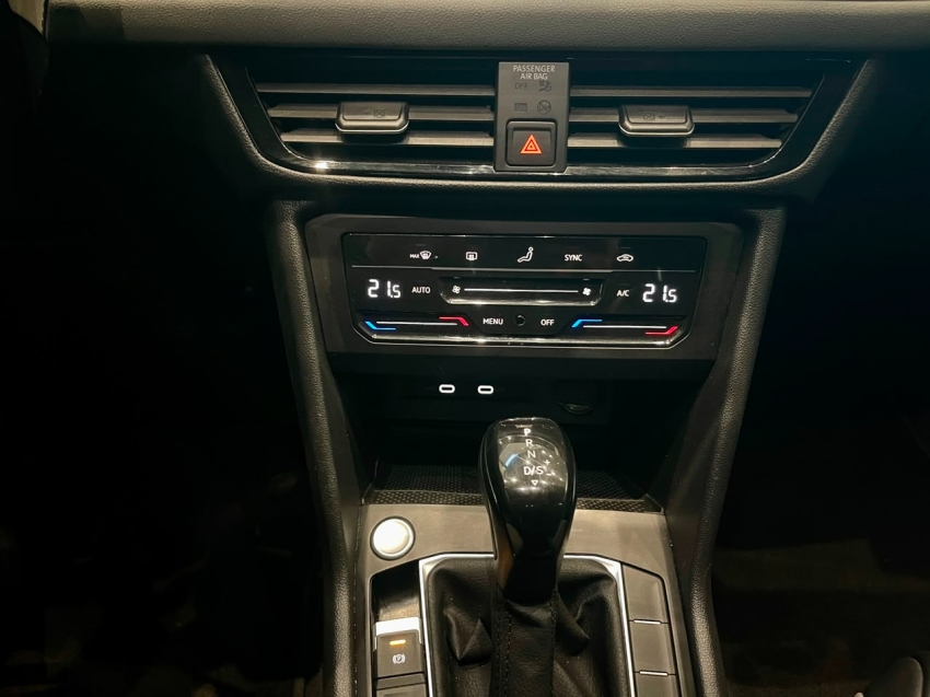 Volkswagen-TAOS-1.4 250 TSI TOTAL FLEX COMFORTLINE AUTOMÁTICO