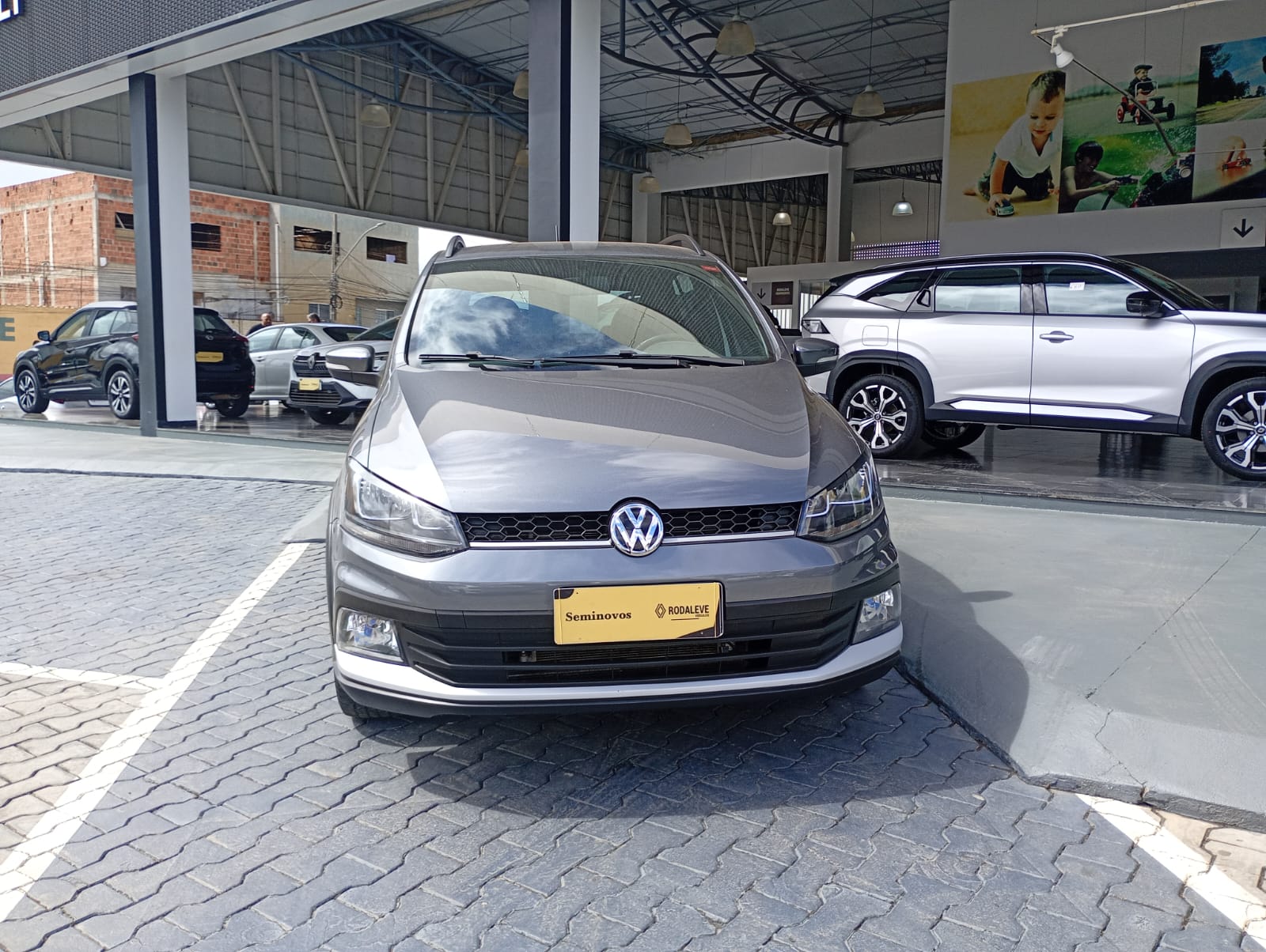 Volkswagen-Fox-Fox extreme 1.6 Mi Total Flex 8V 5p