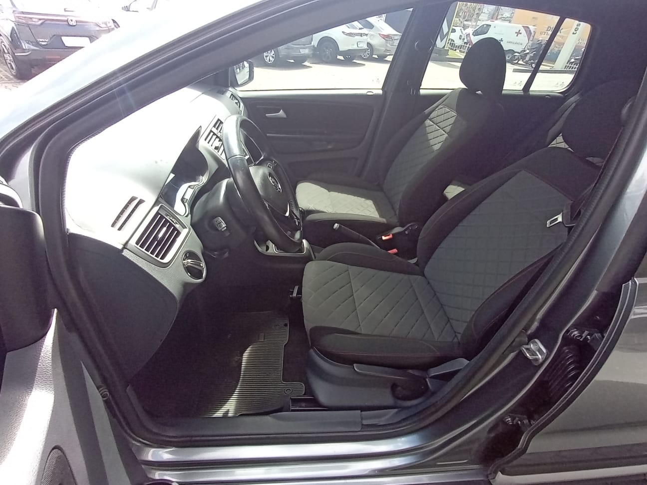 Volkswagen-Fox-Fox extreme 1.6 Mi Total Flex 8V 5p