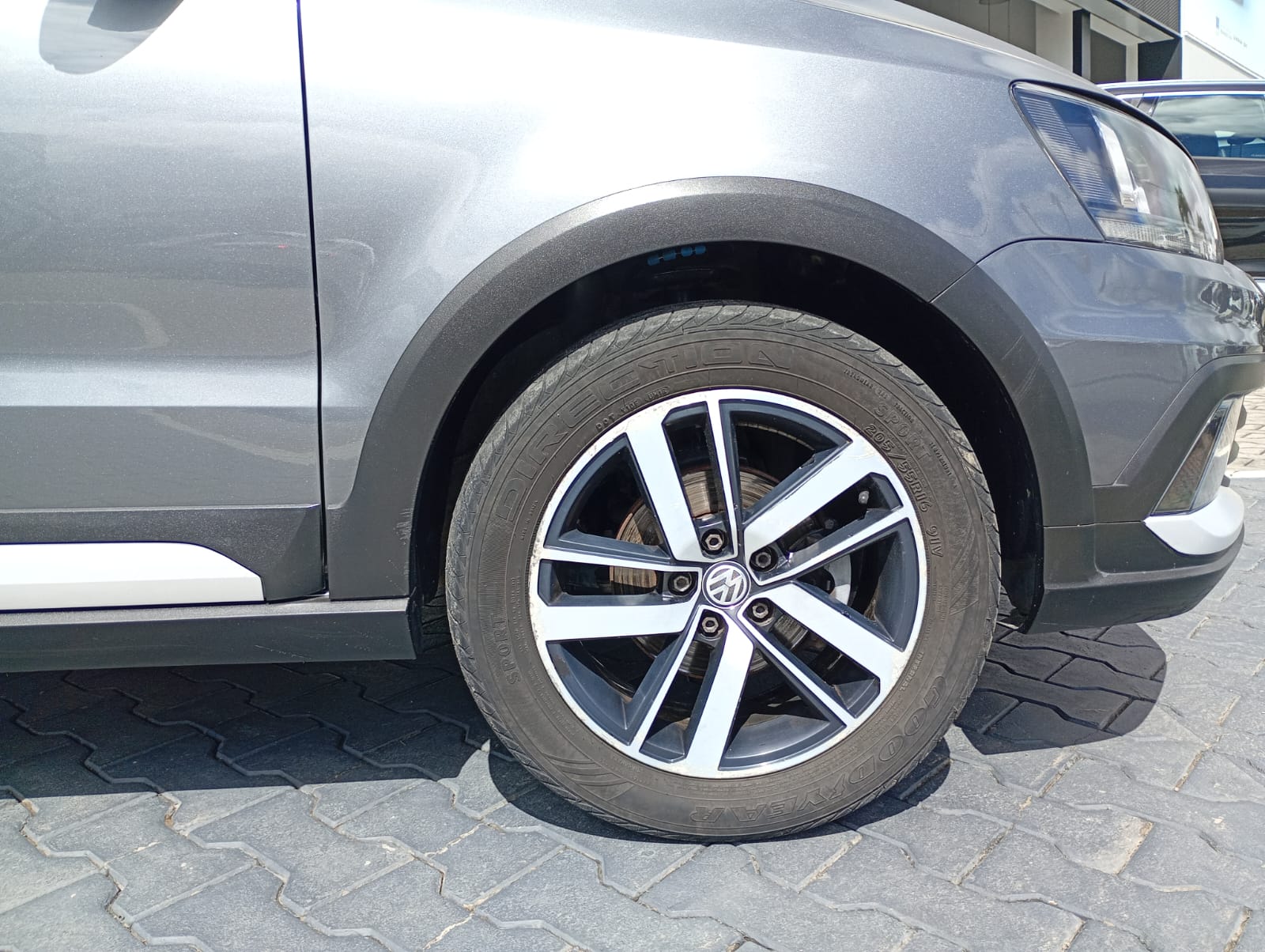 Volkswagen-Fox-Fox extreme 1.6 Mi Total Flex 8V 5p