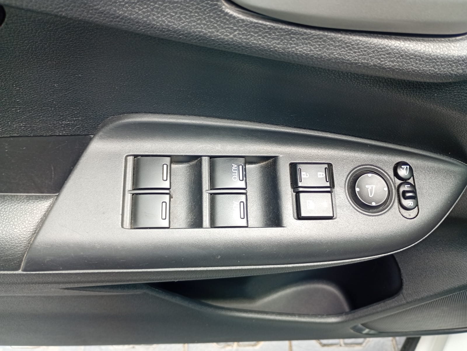 Honda-WR-V-WR-V EXL CVT