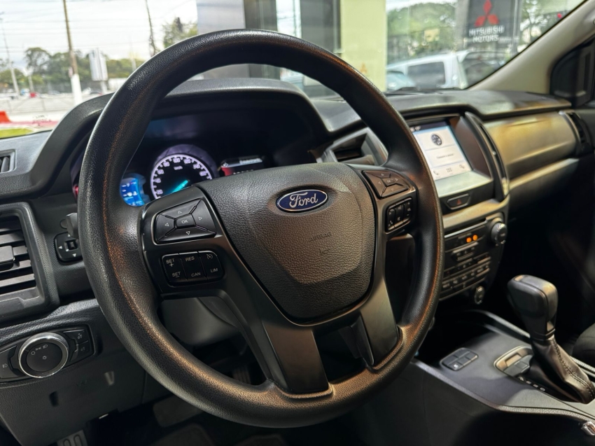 Ford-RANGER-2.2 XLS 4X2 CD 16V DIESEL 4P AUTOMÁTICO