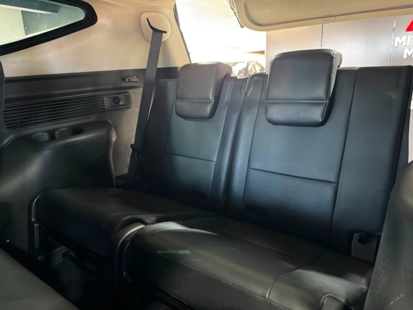 Mitsubishi-PAJERO SPORT-2.4 16V MIVEC TURBO DIESEL HPE-S AWD AUTOMÁTICO