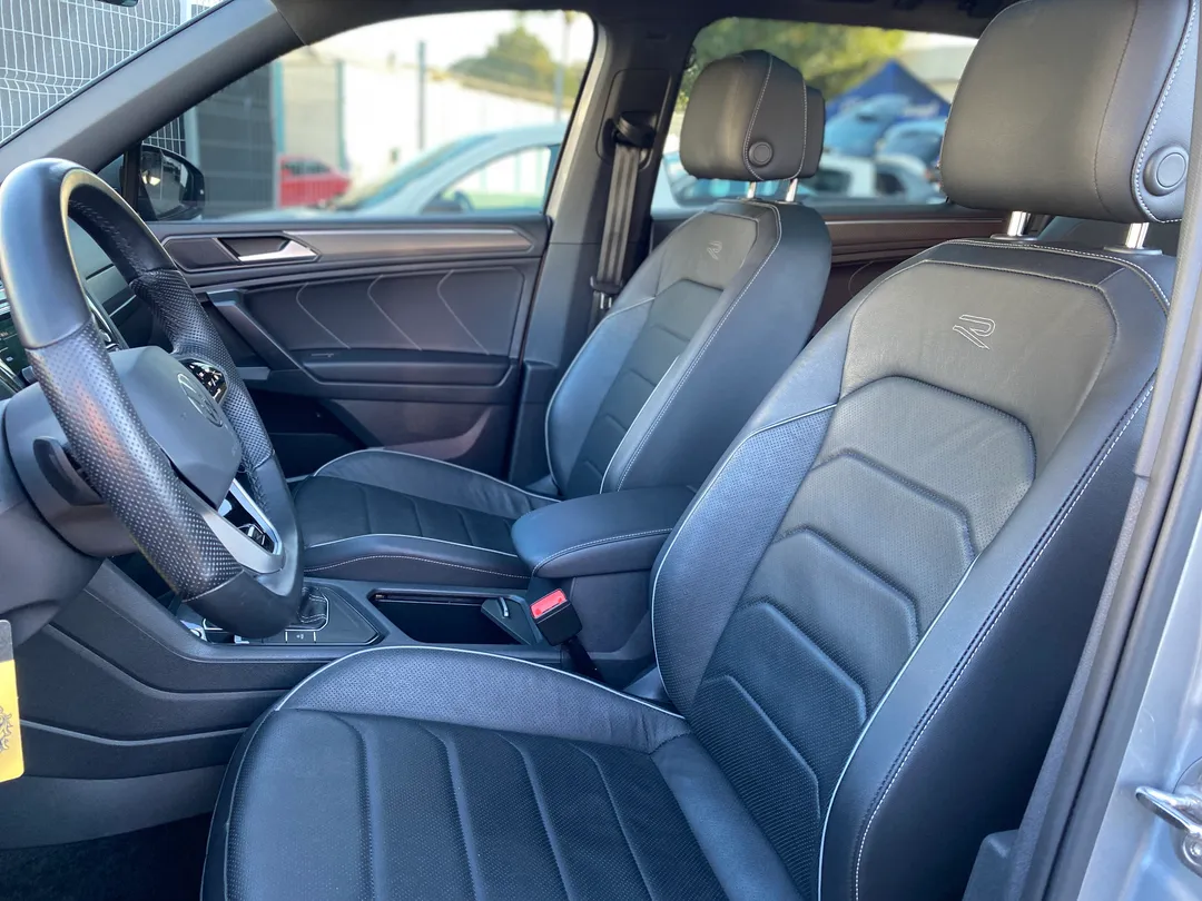Volkswagen-TIGUAN-TIGUAN Allspac R-Line 300 TSI 2.0