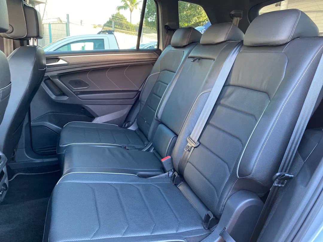 Volkswagen-TIGUAN-TIGUAN Allspac R-Line 300 TSI 2.0