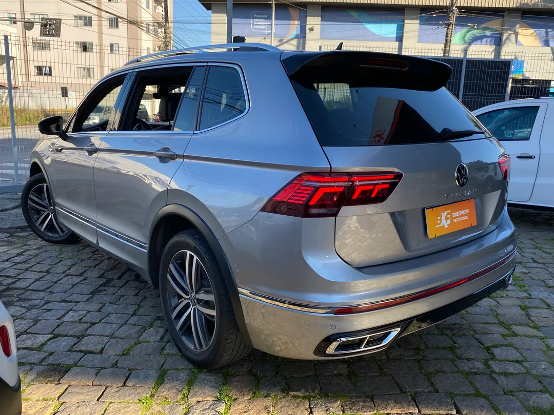 Volkswagen-TIGUAN-TIGUAN Allspac R-Line 300 TSI 2.0