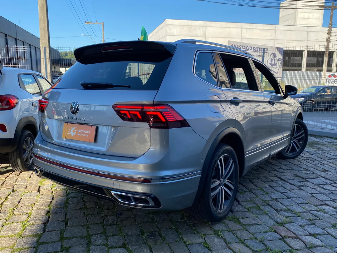 Volkswagen-TIGUAN-TIGUAN Allspac R-Line 300 TSI 2.0