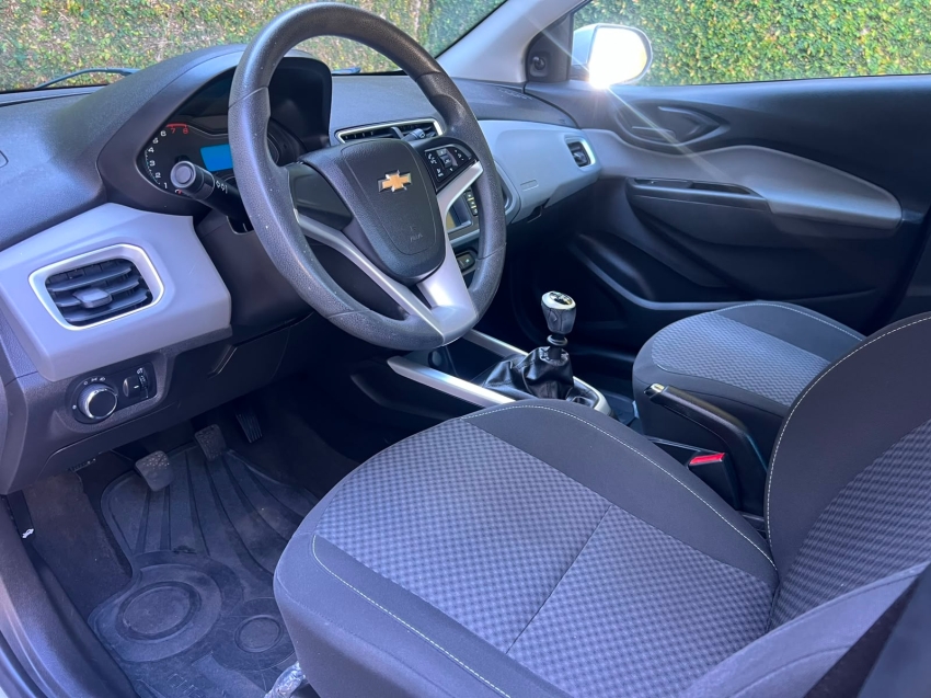 GM - Chevrolet-ONIX-1.0 MPFI LT 8V FLEX 4P MANUAL