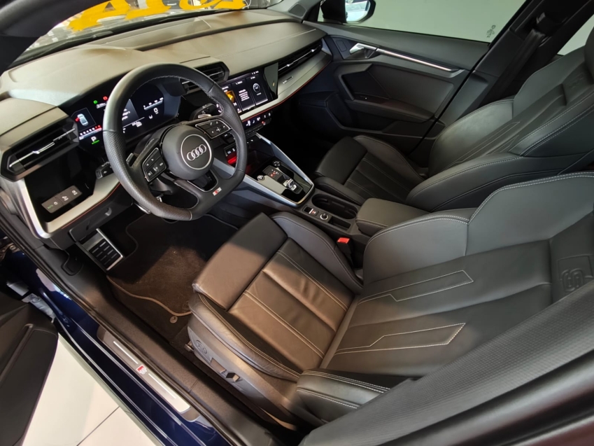 Audi-A3-2.0 40 TFSI MHEV SEDAN PERFORMANCE BLACK S-TRONIC