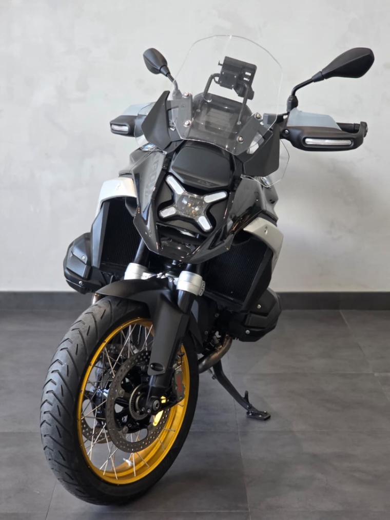 BMW Motorrad-R 1300 GS-TRIPLE BLACK