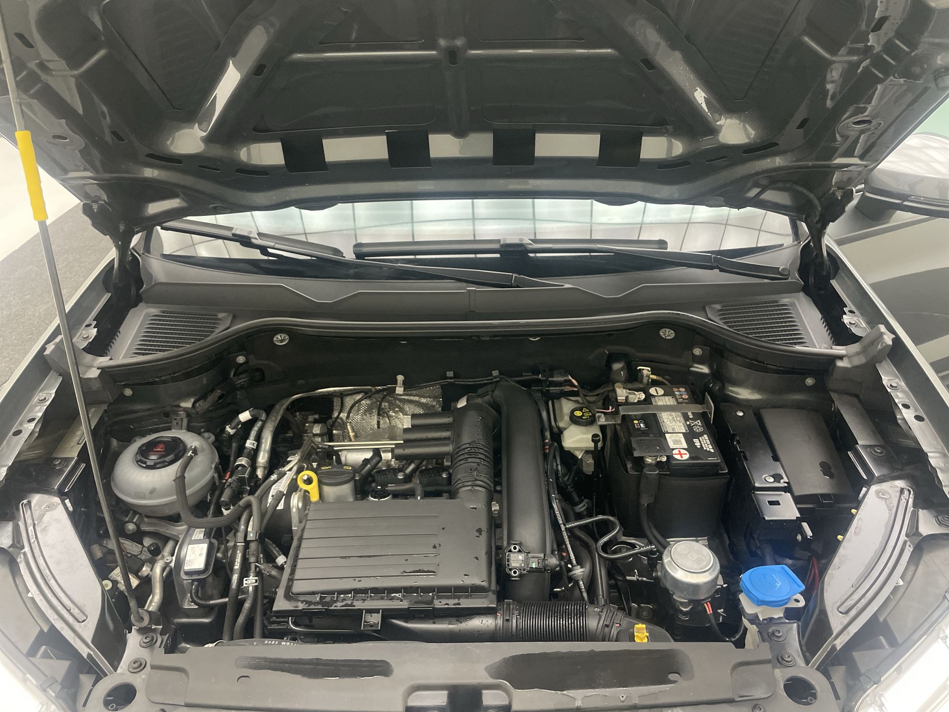 TAOS Comfortline 1.4 250 TSI Flex Aut.