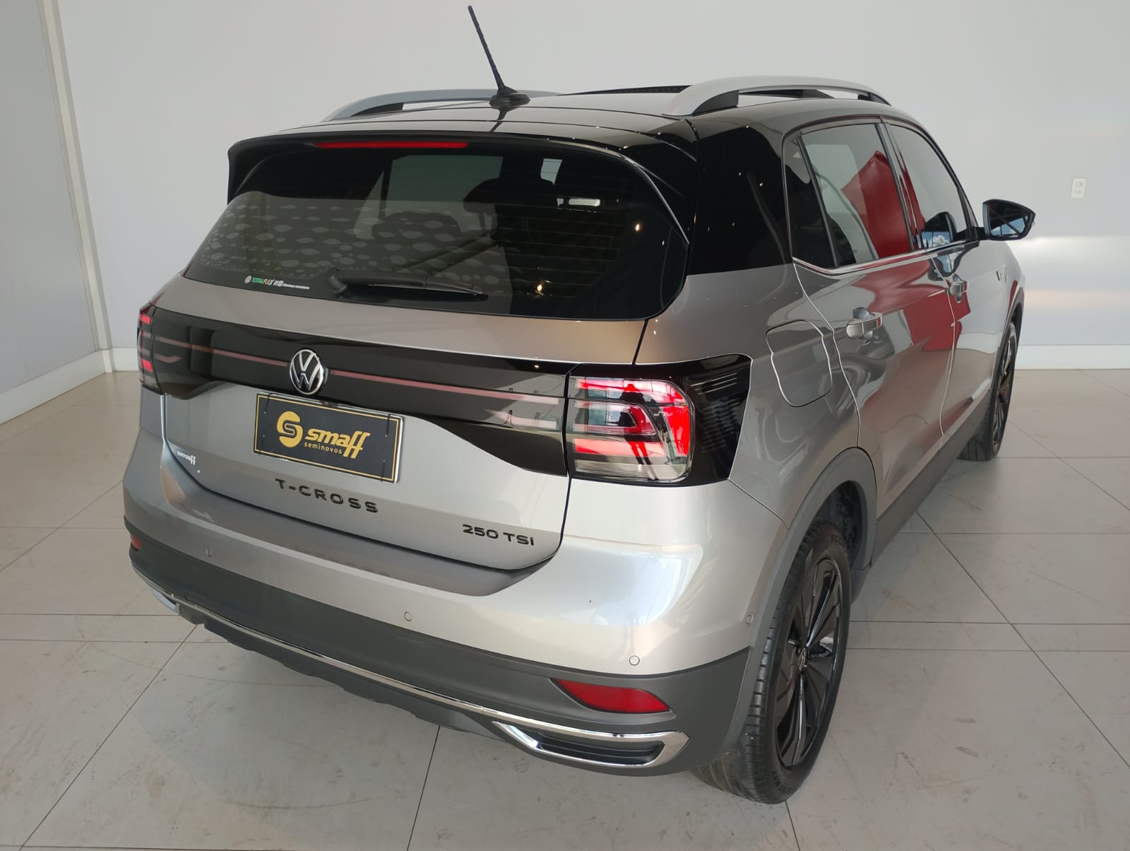Volkswagen-T-Cross-T-Cross Hig. 250 TSI 1.4 Flex 16V 5p Aut